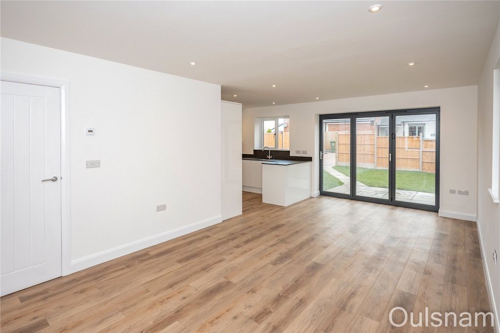 Property photo 2 of 19 Picture No. 20