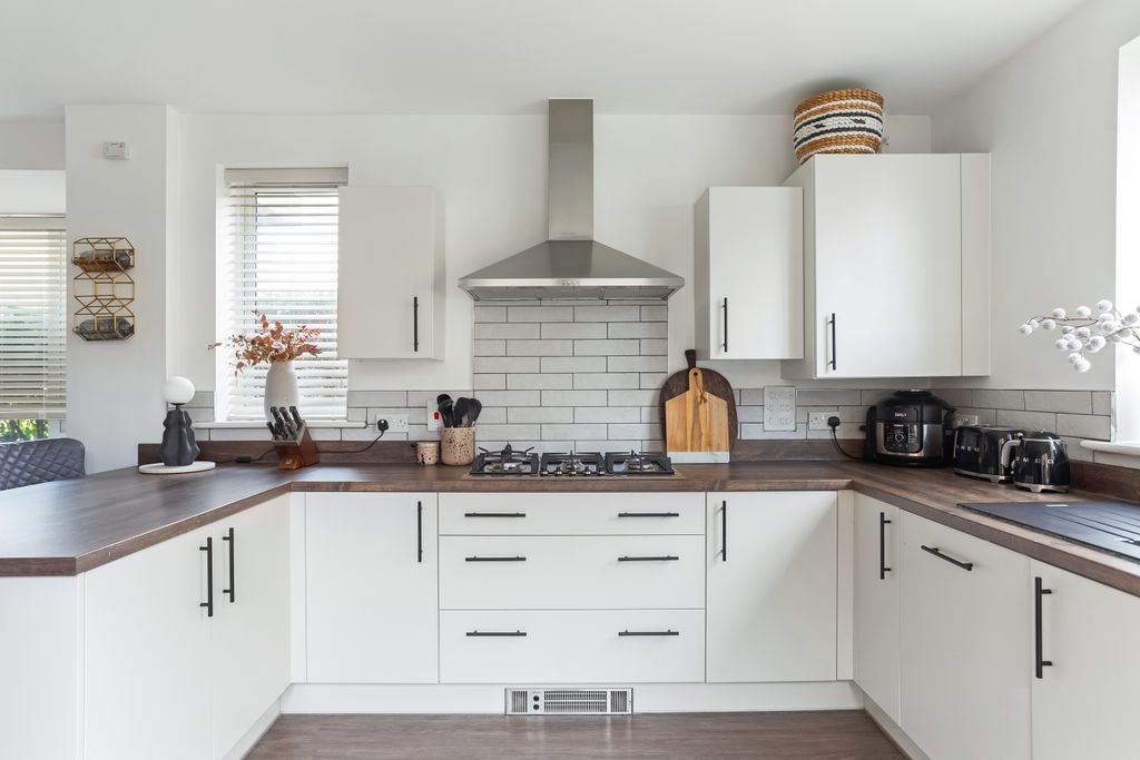 Additional image 19 of 3 bed detached house for salePhiland Lane, Coulsdon CR5