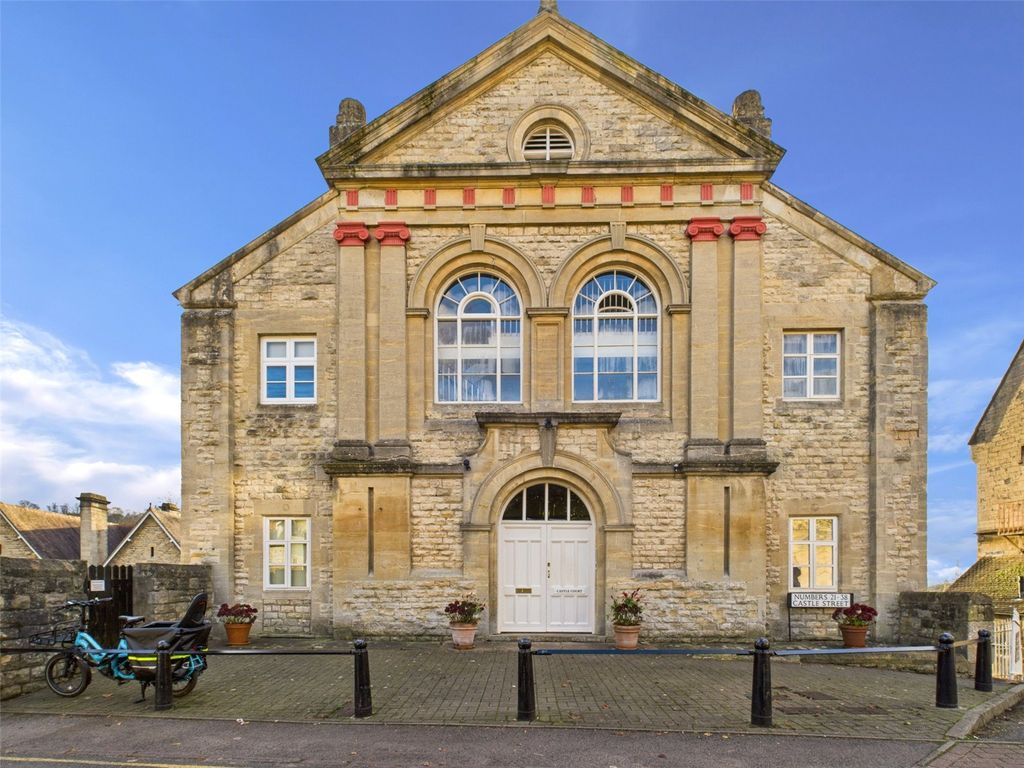 Property photo 1 of 13 Picture No. 12