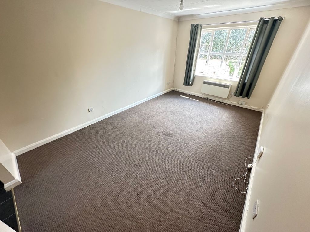 Property photo 3 of 5 5347792