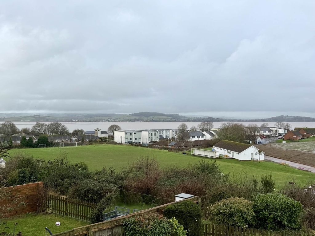 Property photo 3 of 24