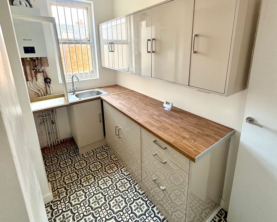 Property photo 2 of 6 Img_7668