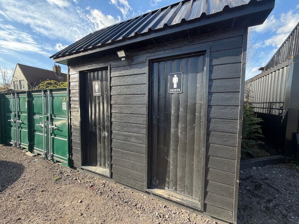 Property photo 2 of 3 Img_5758.Webp