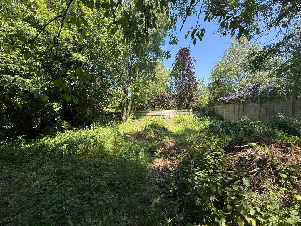 Property photo 2 of 18