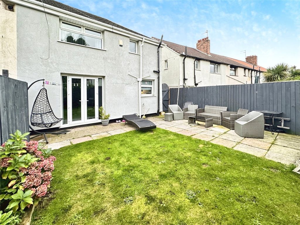 Property photo 2 of 15 Picture No. 05