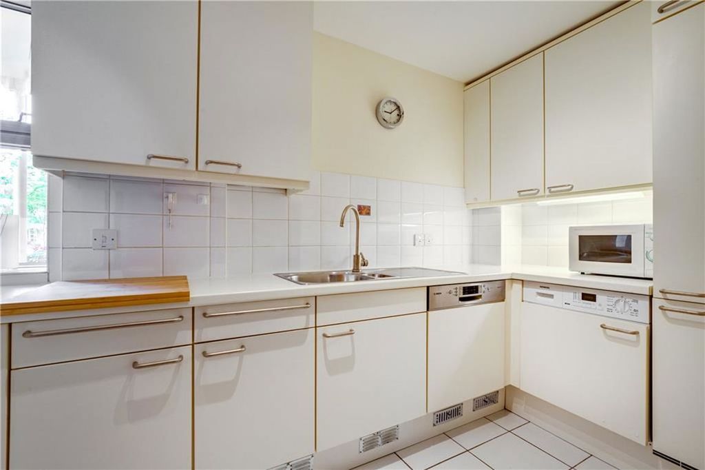 Property photo 3 of 6