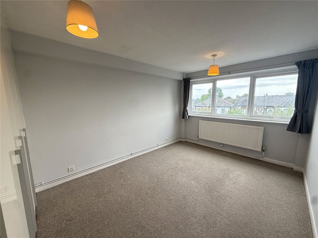Property photo 2 of 4 Picture No. 50