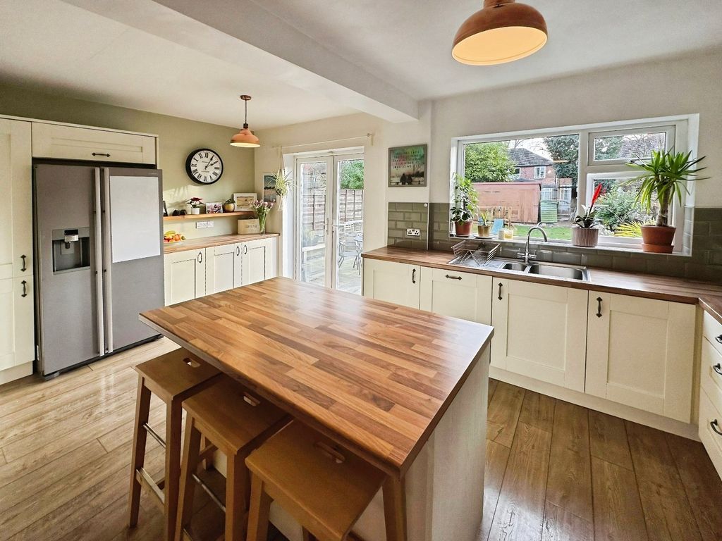 Property photo 2 of 19 Picture 2