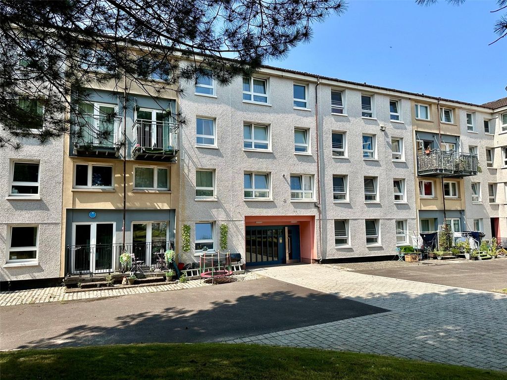 Property photo 1 of 11 Picture No. 02