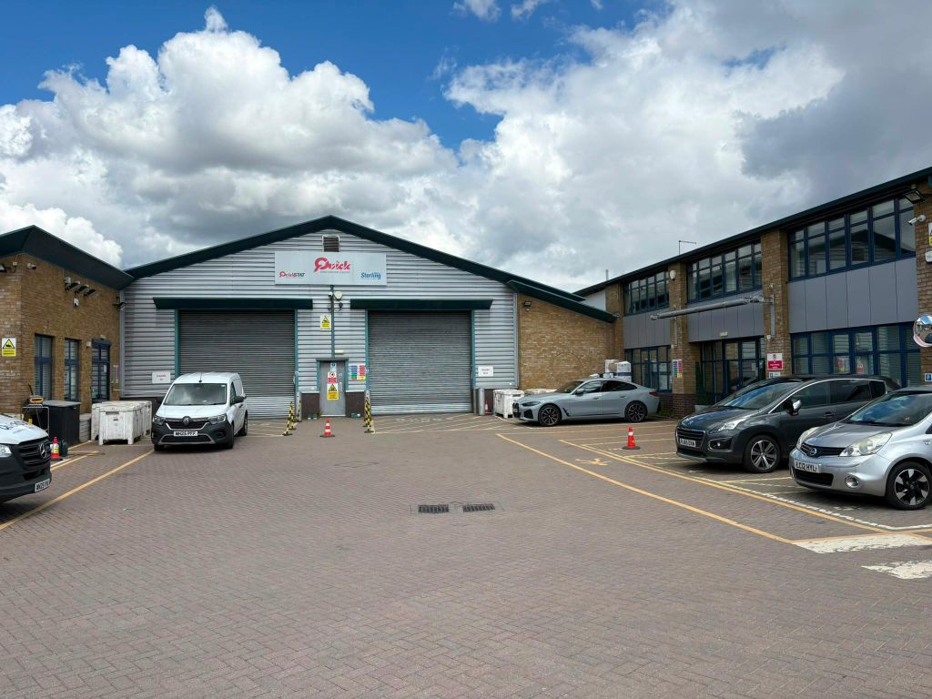 Property photo 1 of 3 Poyle 3.Jpg