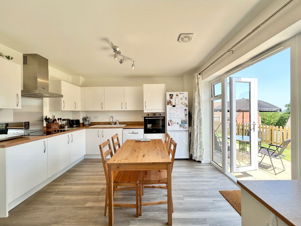 Property photo 2 of 30