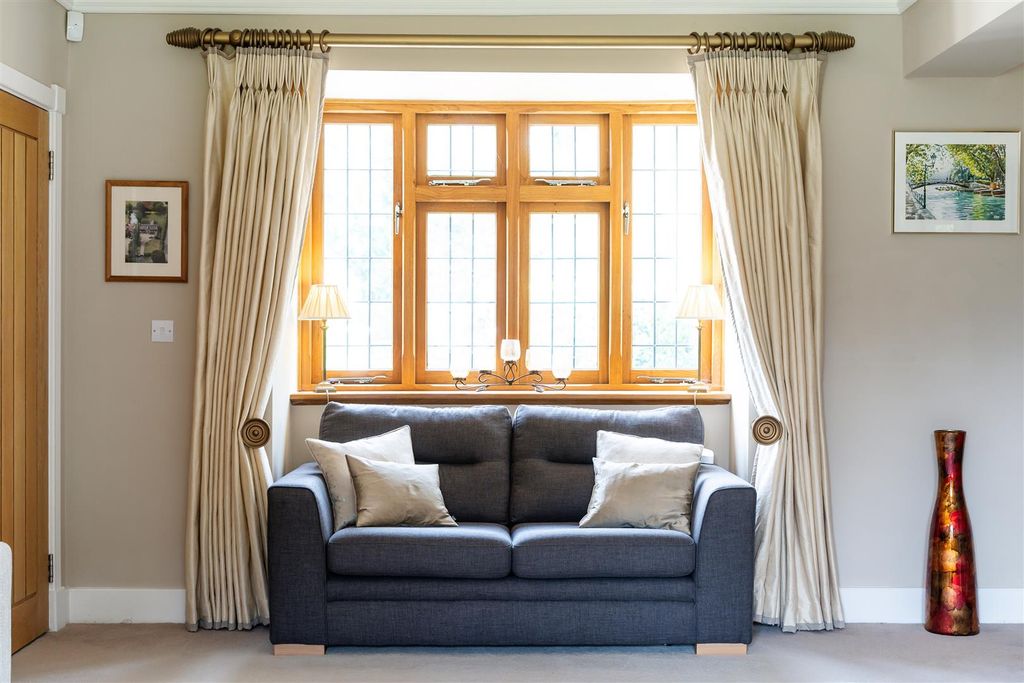 Additional image 13 of 5 bed detached house for saleRickman Hill Road, Chipstead, Coulsdon CR5