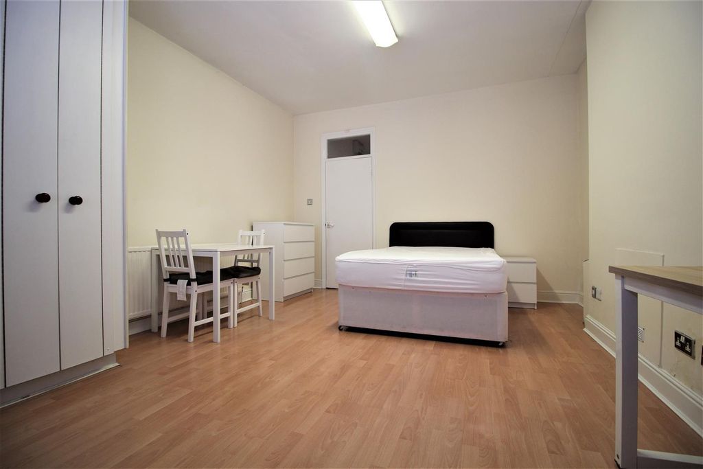 Property photo 3 of 6 Img_2949.Jpg