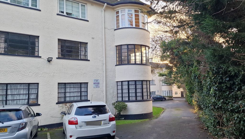 Property photo 1 of 4