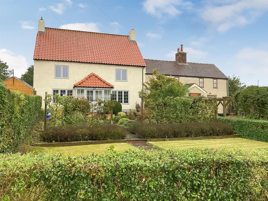 Property photo 1 of 23 Pear Tree Cottage Front.Jpg