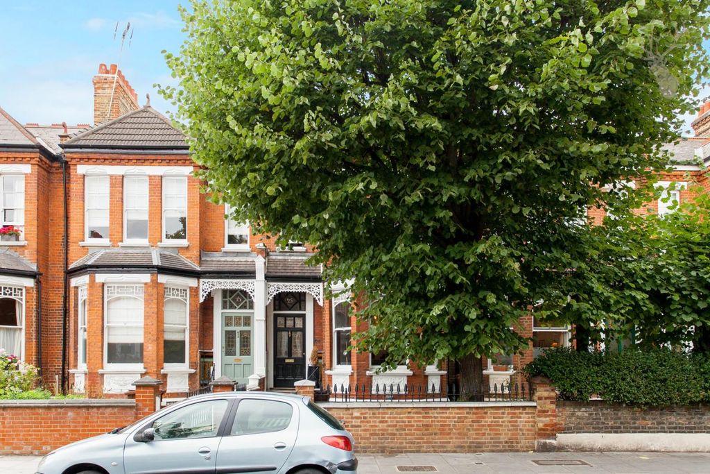 Property photo 3 of 15