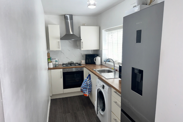 Property photo 2 of 9