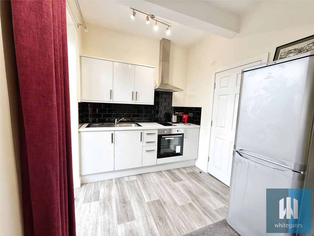 Property photo 3 of 10 Picture No. 35