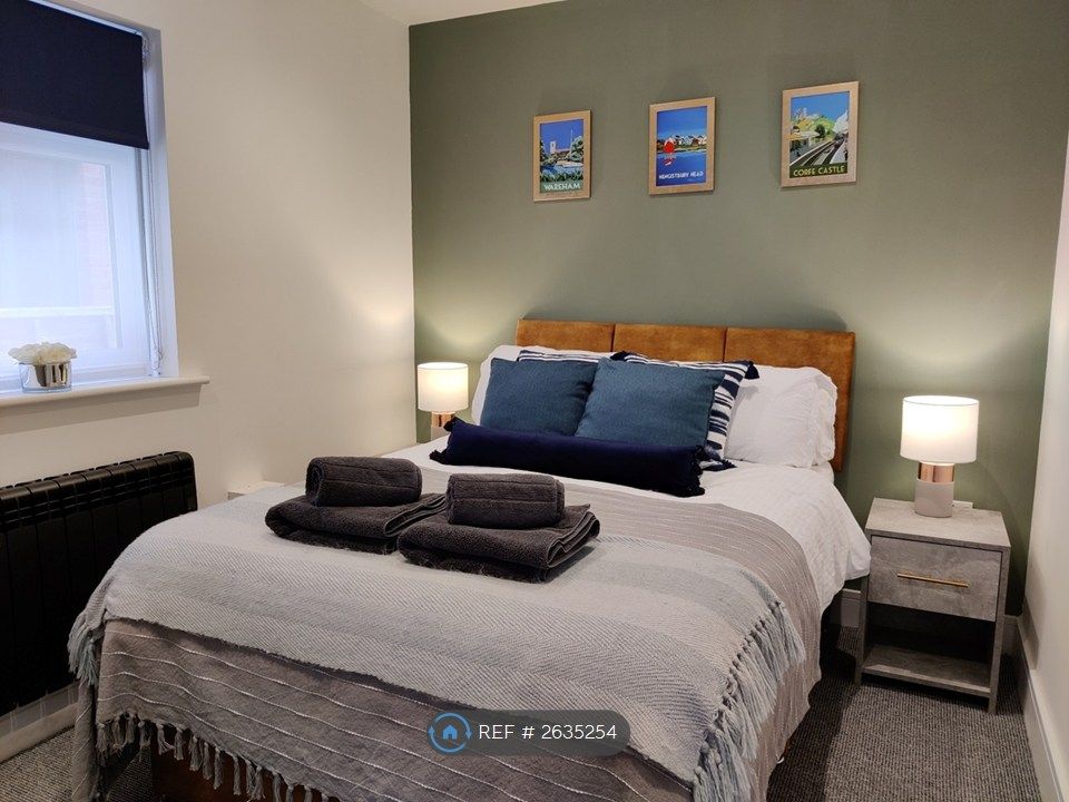 Property photo 1 of 15 Bedroom