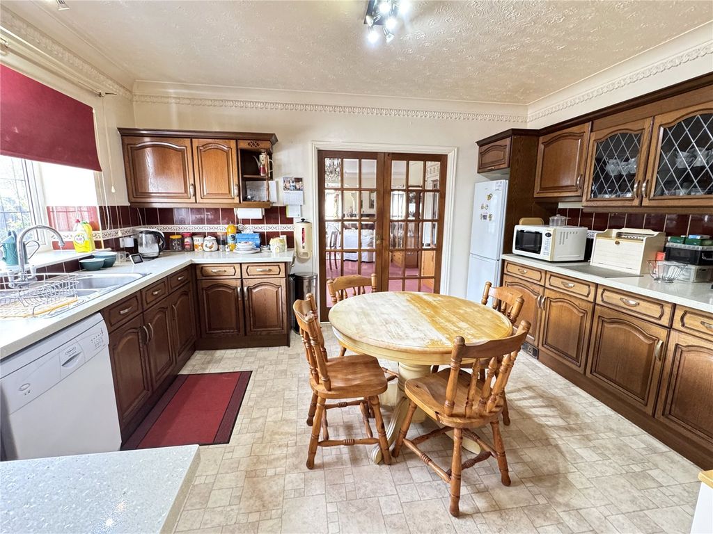 Property photo 3 of 22 Picture No. 25