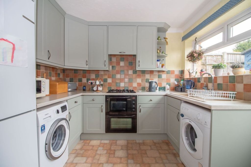 Property photo 3 of 24