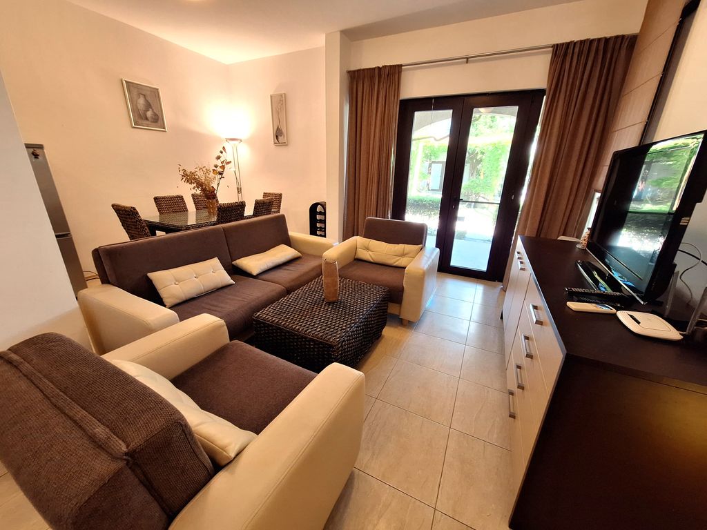 Property photo 3 of 24