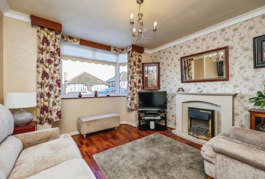 Property photo 3 of 21