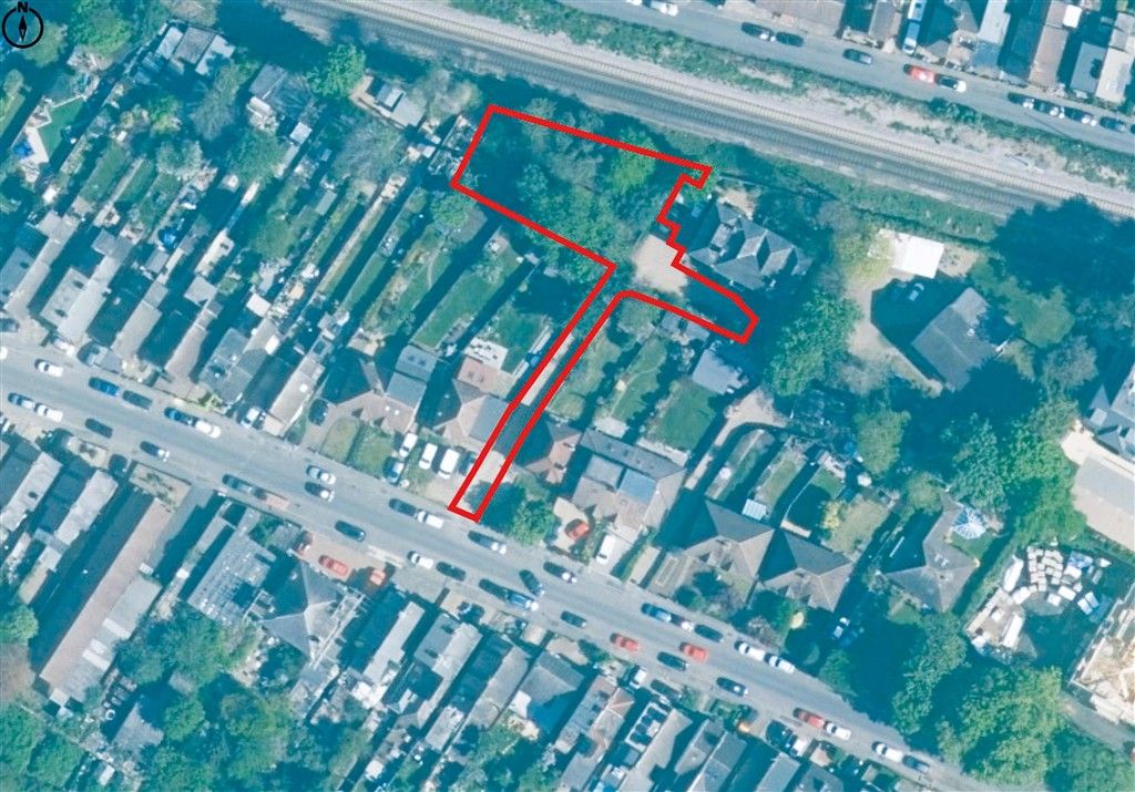 Property photo 2 of 6