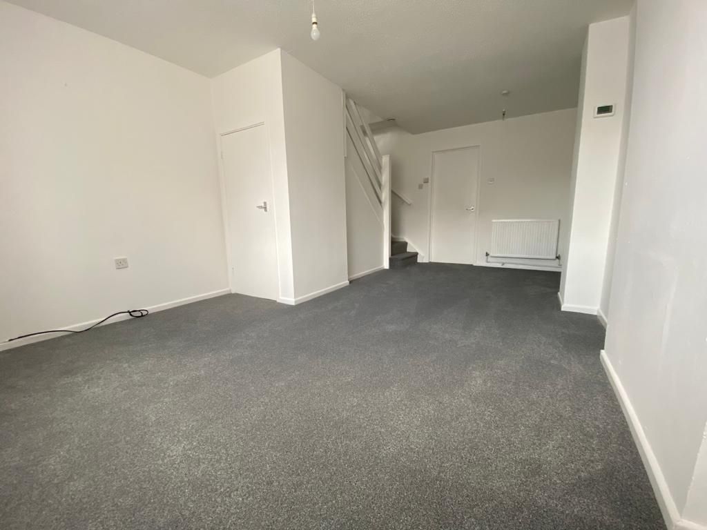 Property photo 2 of 9 Image