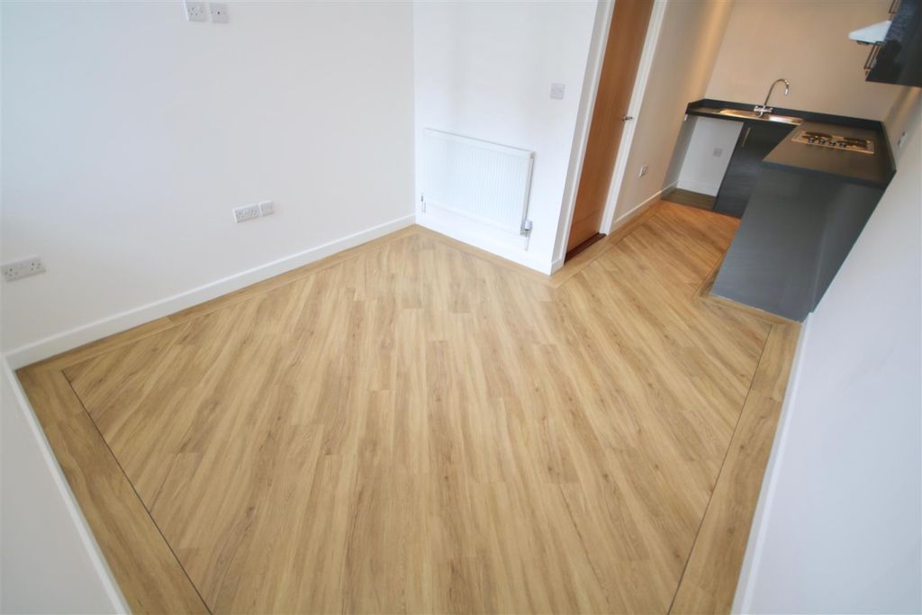 Property photo 3 of 6 Img_0148.Jpg