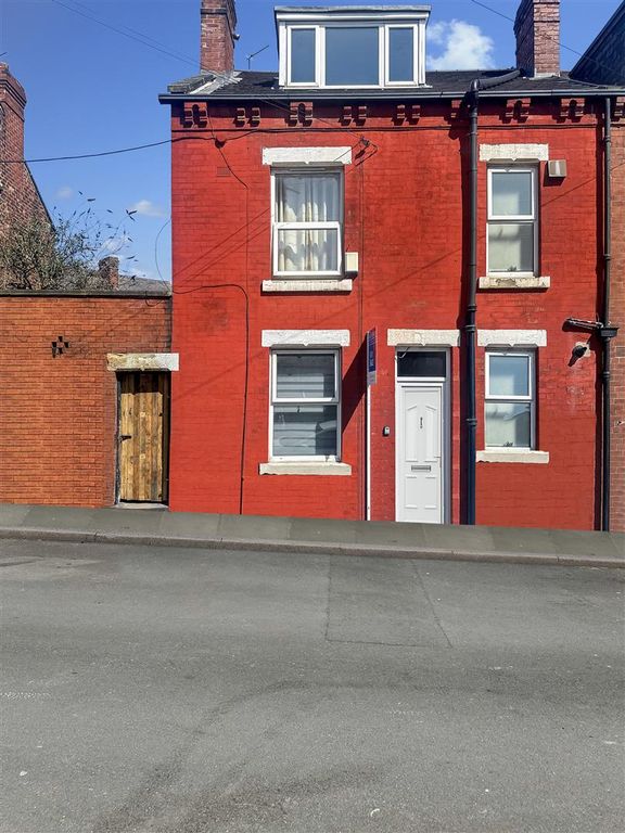 Property photo 1 of 14