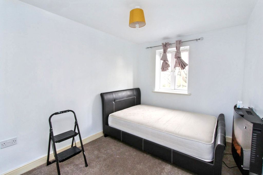 Additional image 6 of 2 bed flat for saleHawthorn Close, Benwell, Newcastle Upon Tyne NE15
