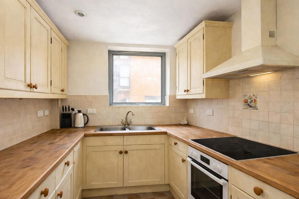 Property photo 2 of 5 2.Png