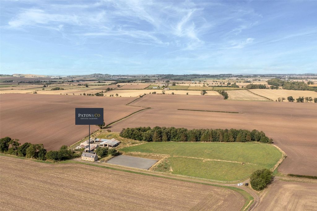 Property photo 1 of 39 Drone