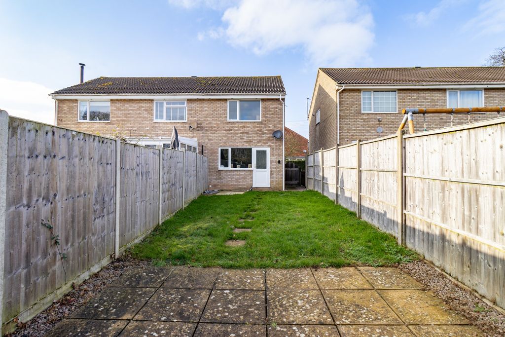 Property photo 1 of 12 4435490