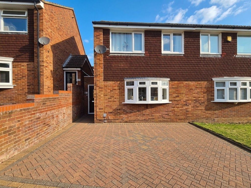Property photo 1 of 21