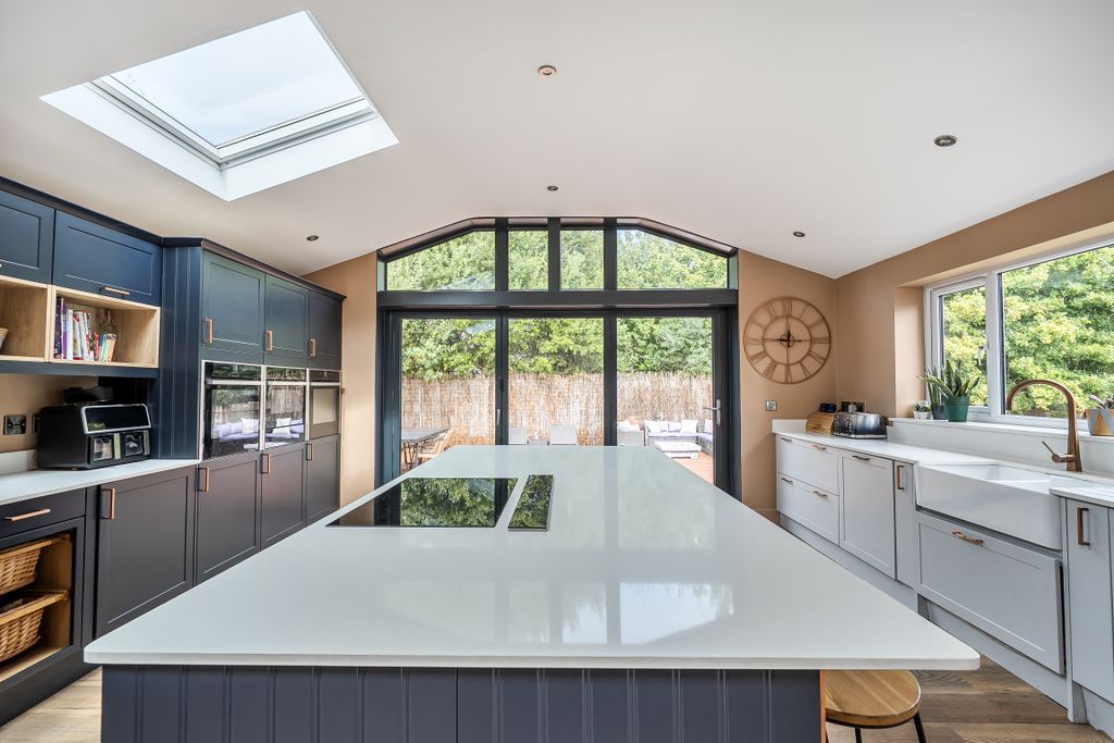 Property photo 2 of 27 1514385 (41)