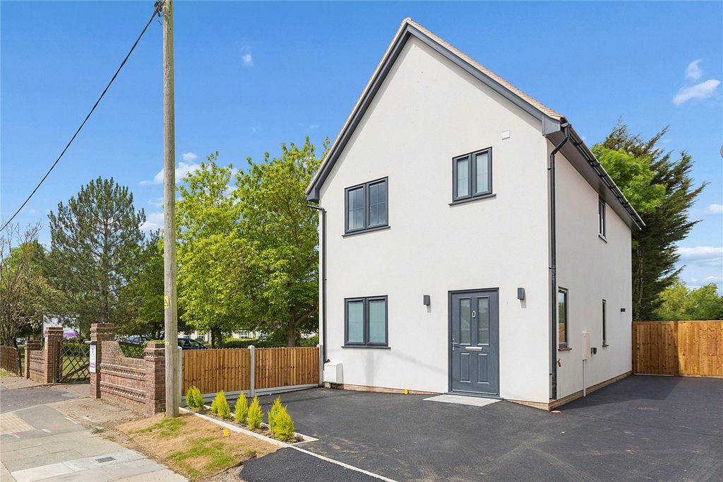 Property photo 1 of 17 Picture No. 01