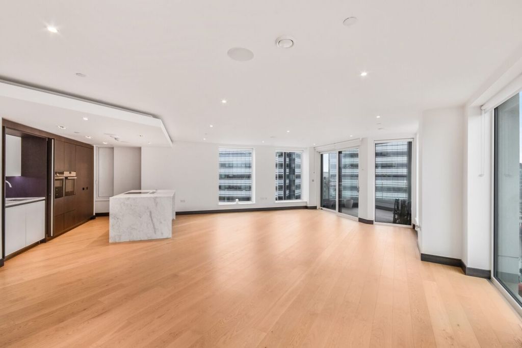 Property photo 2 of 14 Marquis House