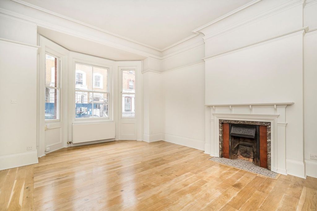 Property photo 2 of 5