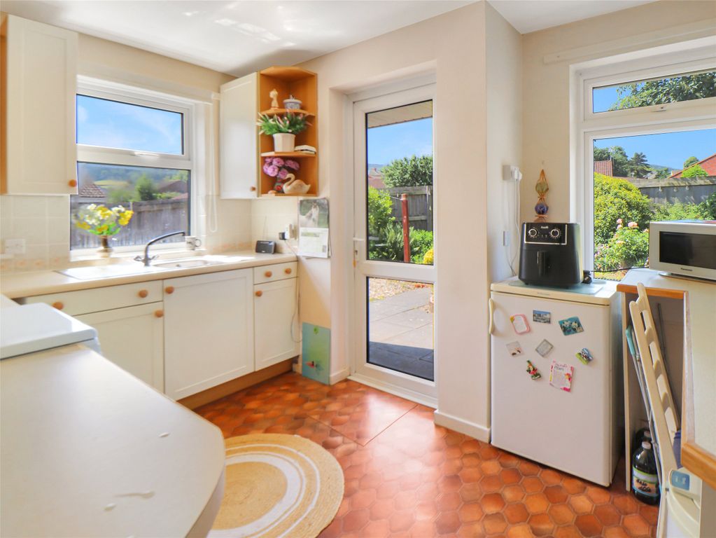 Property photo 3 of 11 Picture No. 10