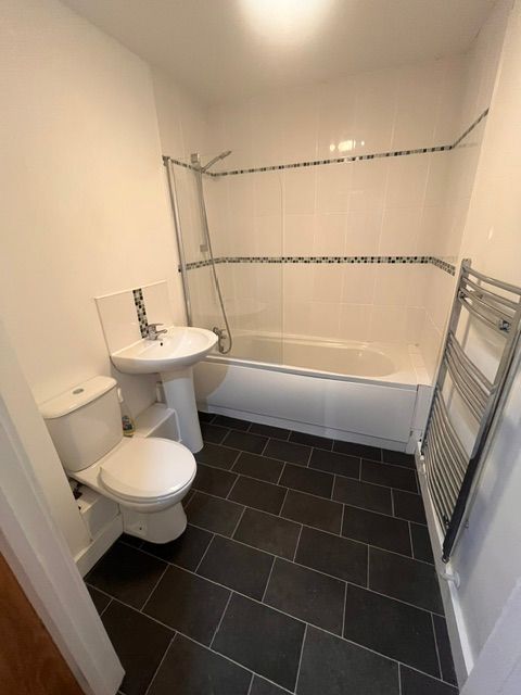Property photo 3 of 6 Bathroom