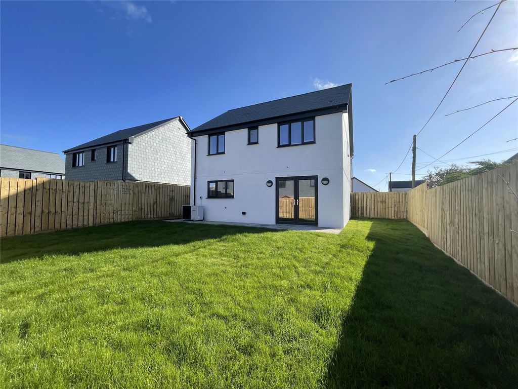 Property photo 2 of 11 Real Image