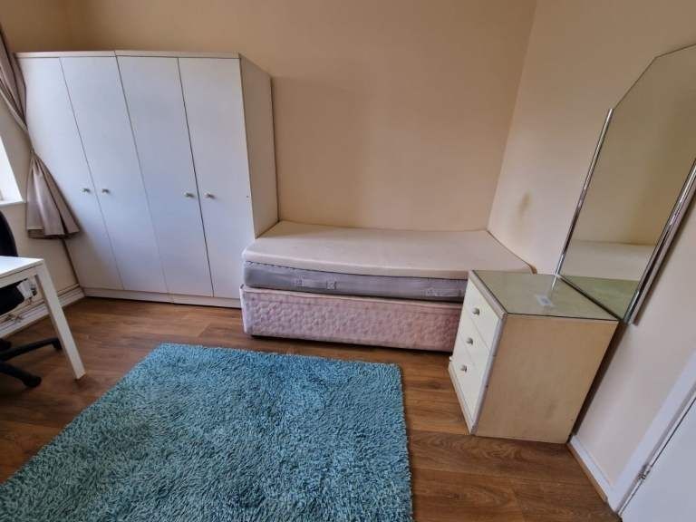 Property photo 2 of 4
