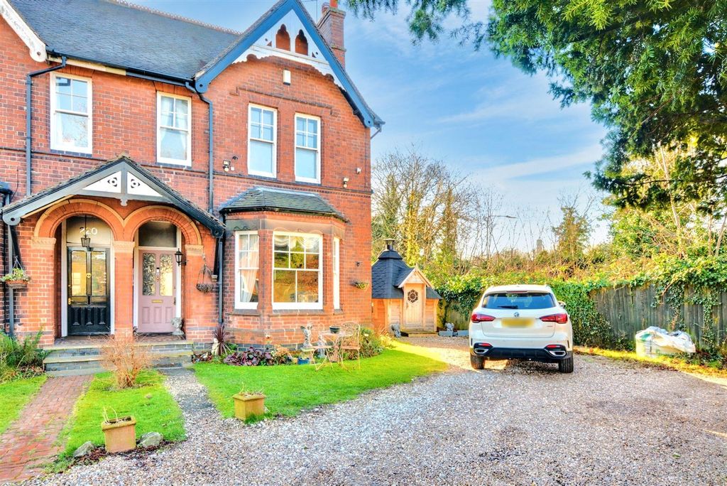 Property photo 1 of 24