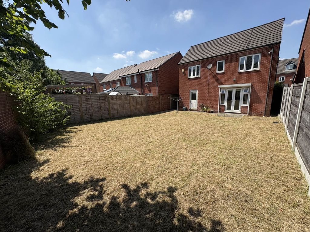 Property photo 3 of 25