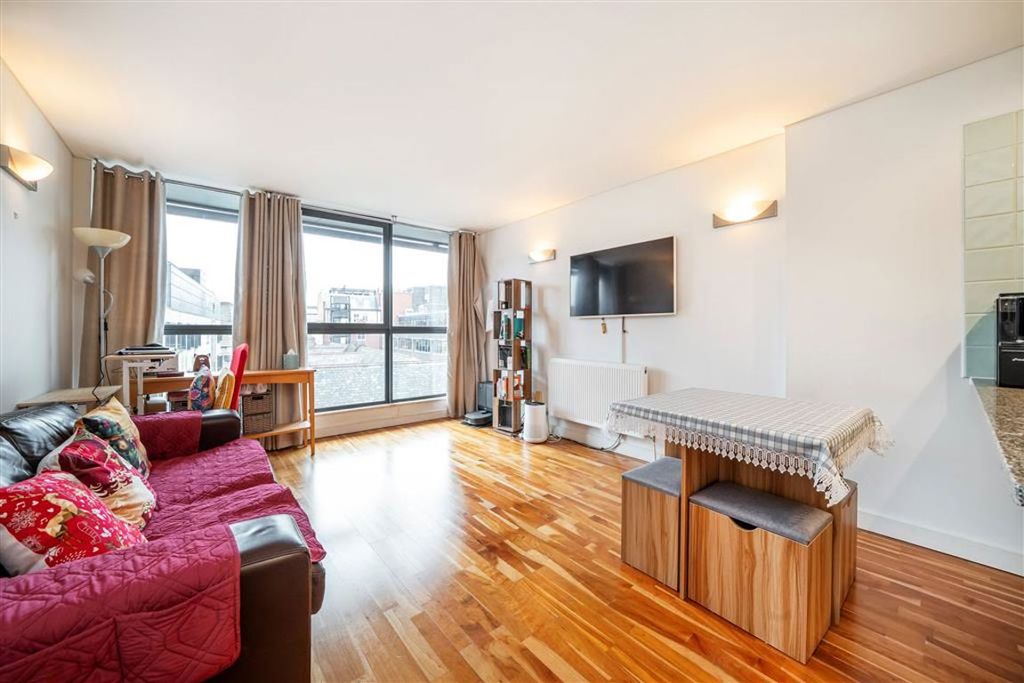 Property photo 2 of 5