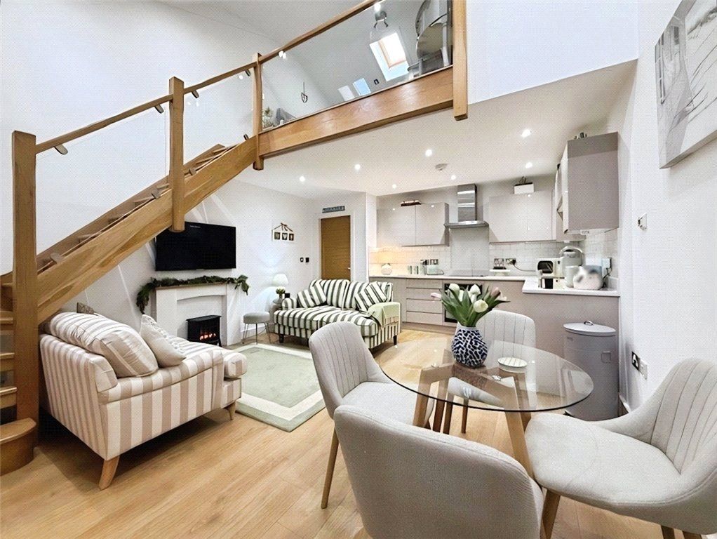 Property photo 2 of 13 Picture No. 02