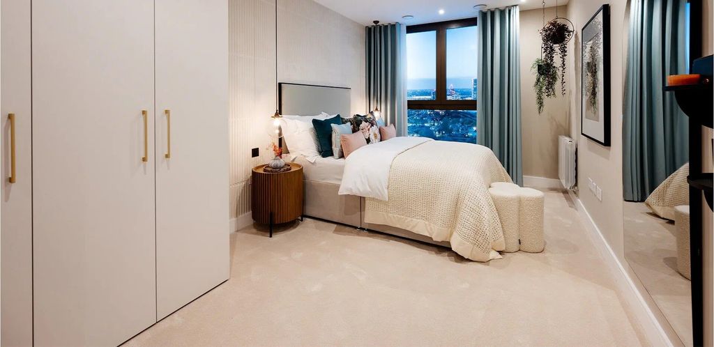 Property photo 3 of 3 Twelvetrees-Park_Redwood_Interiors3_29072024.Jpg