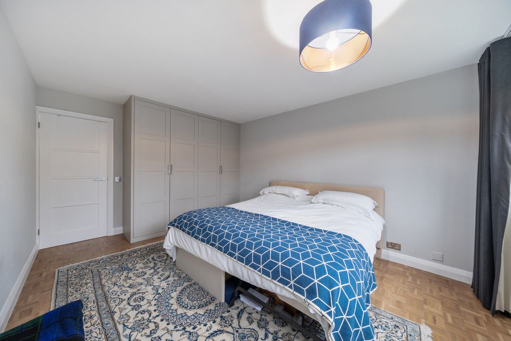 Property photo 3 of 22 1393142-7-6943d72...